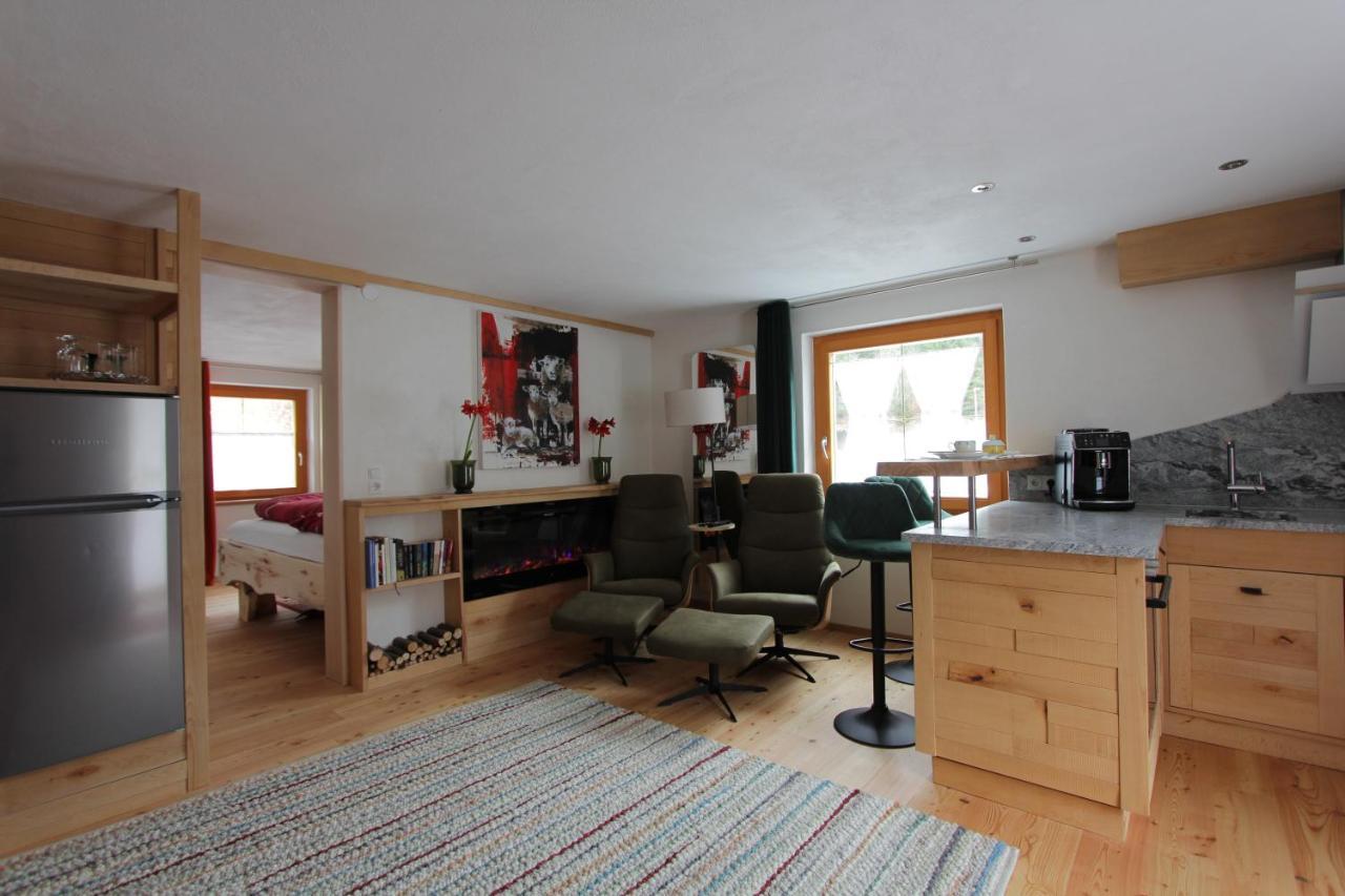 Haus Am Rain Bed and Breakfast Partenen Buitenkant foto