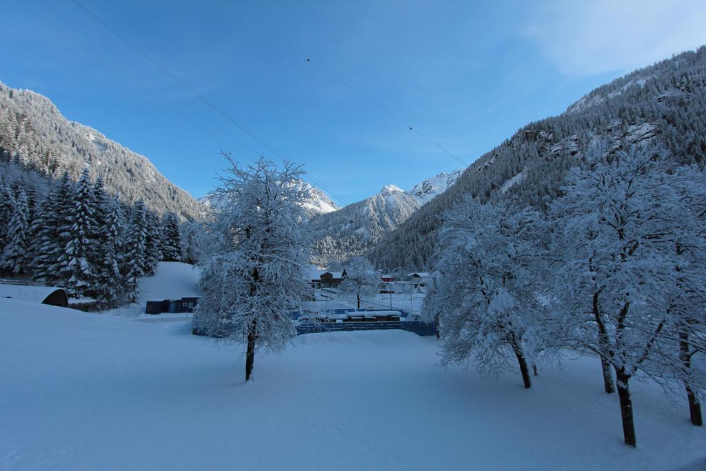Haus Am Rain Bed and Breakfast Partenen Buitenkant foto