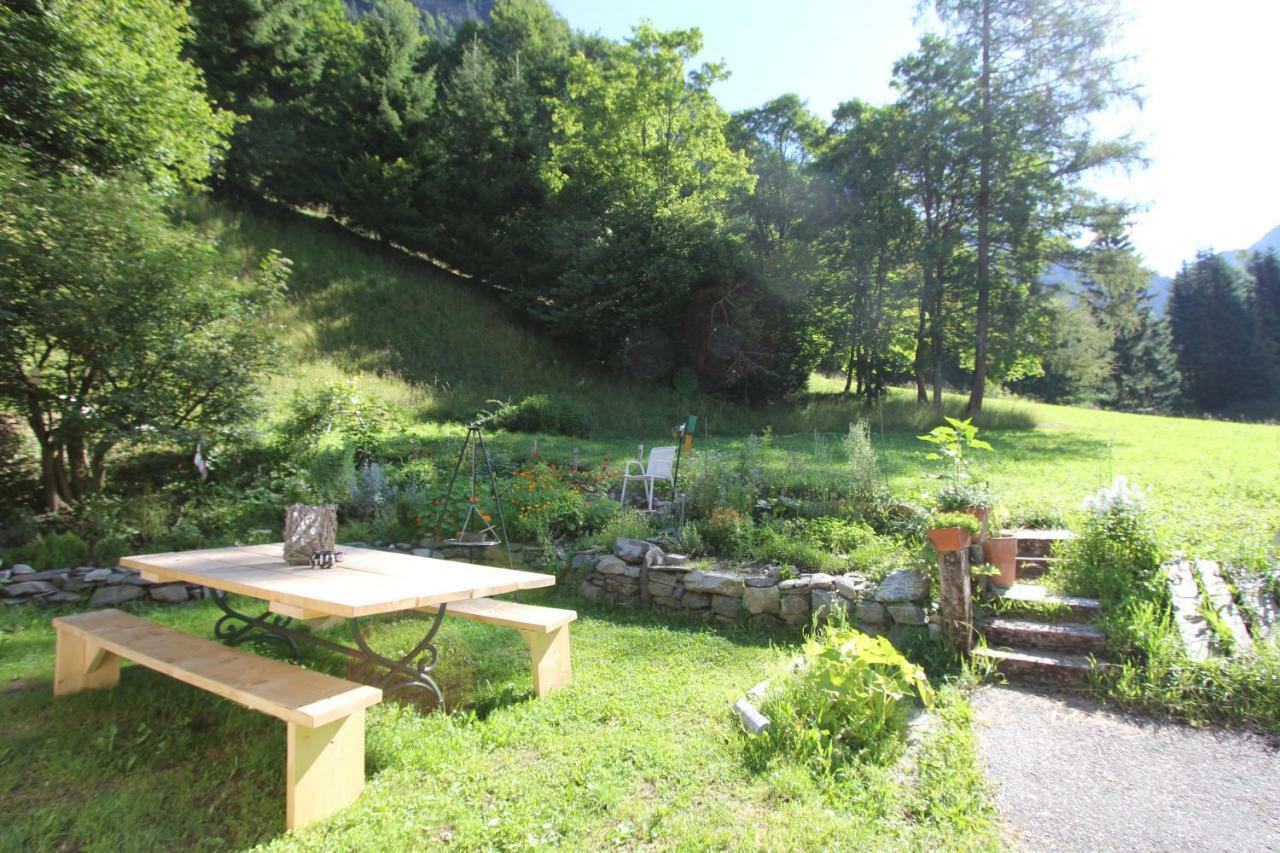 Haus Am Rain Bed and Breakfast Partenen Buitenkant foto